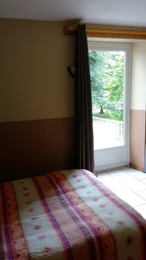 Le Pic Boeuf Manthes Exterior photo
